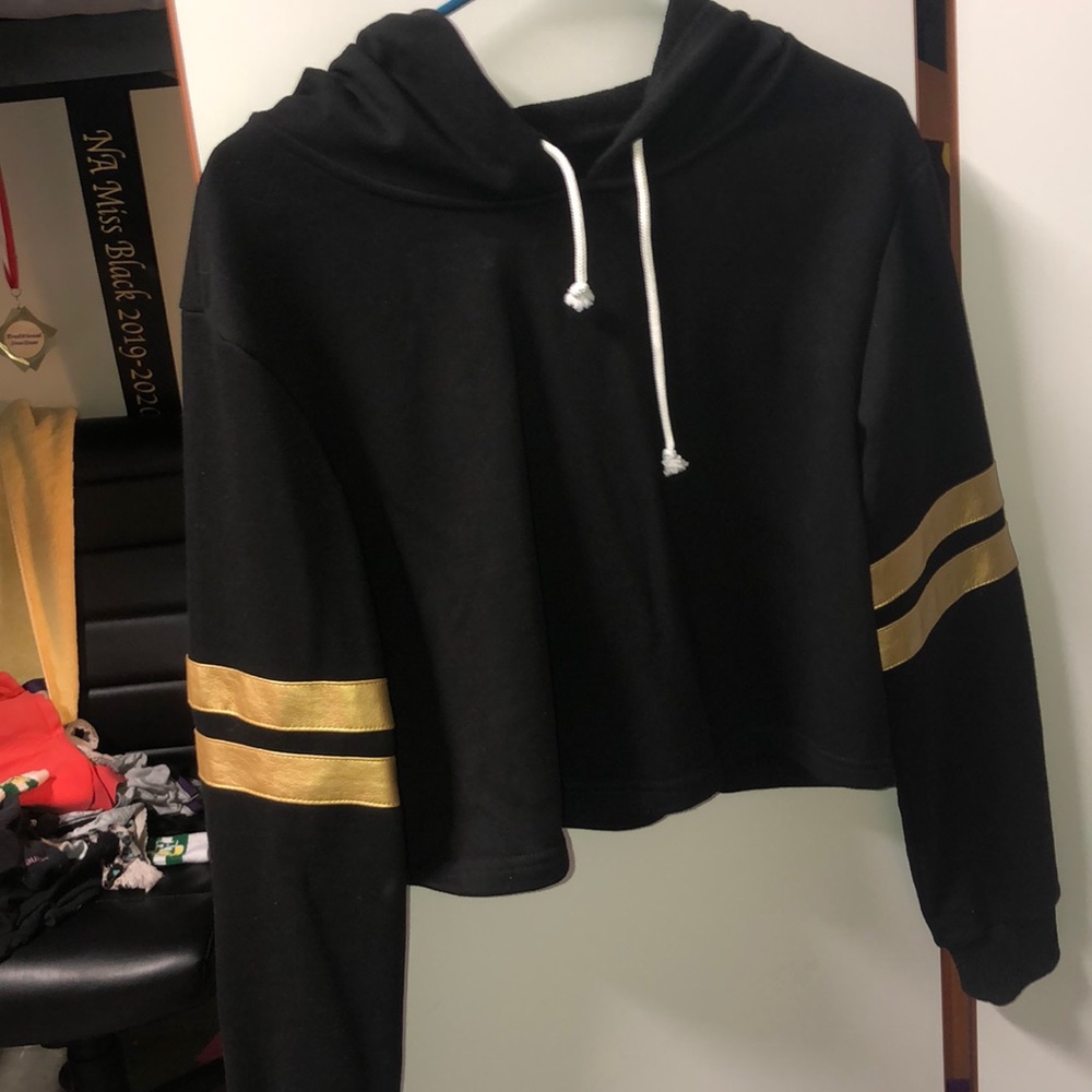 Crop Top Sweatshirt